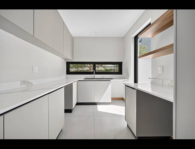 5 BEDROOM HOUSE FOR SALE IN ZULULAMI LUXURY COASTAL ESTATE